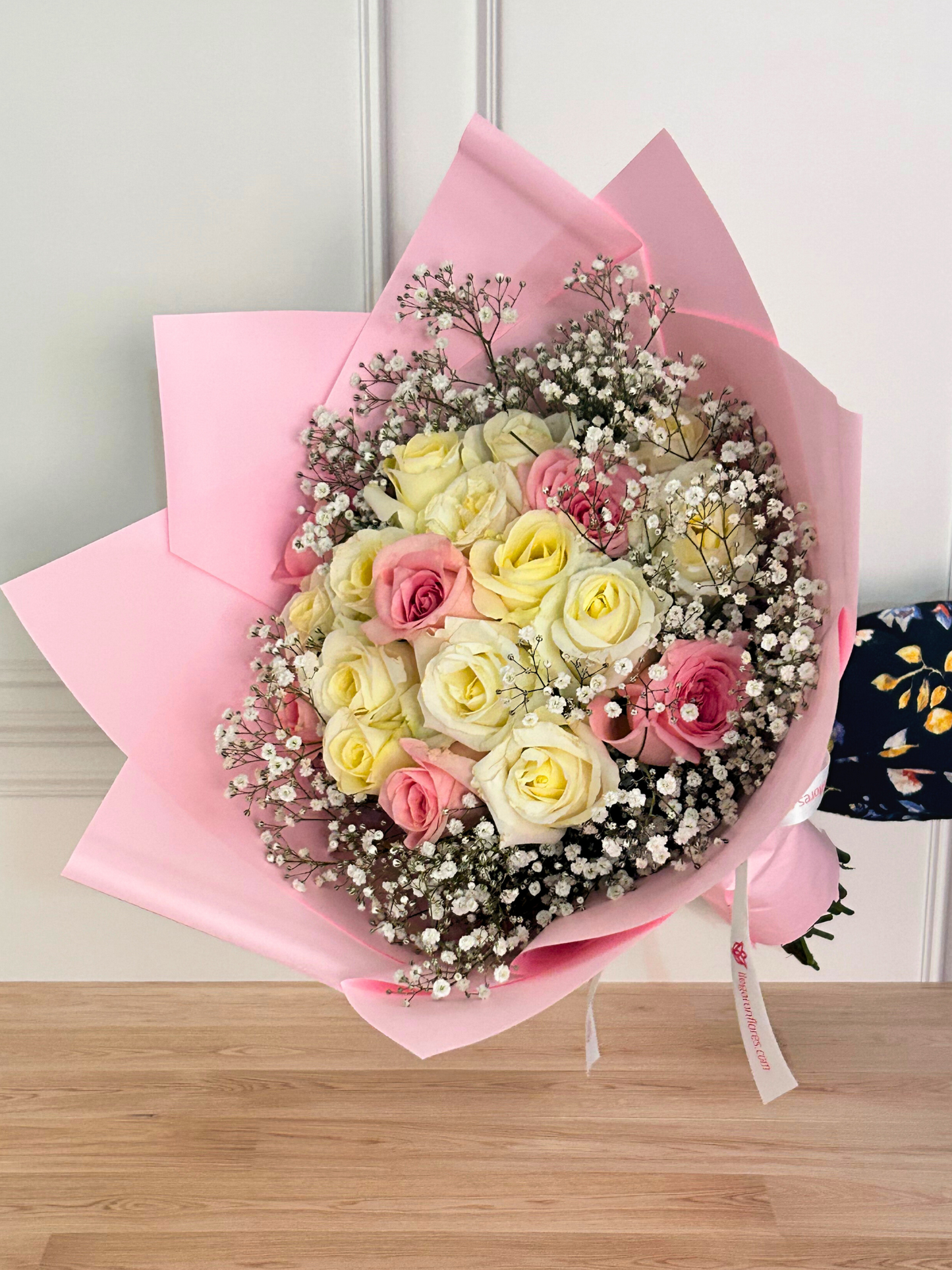 Ramo de Rosas Blancas y Rosas